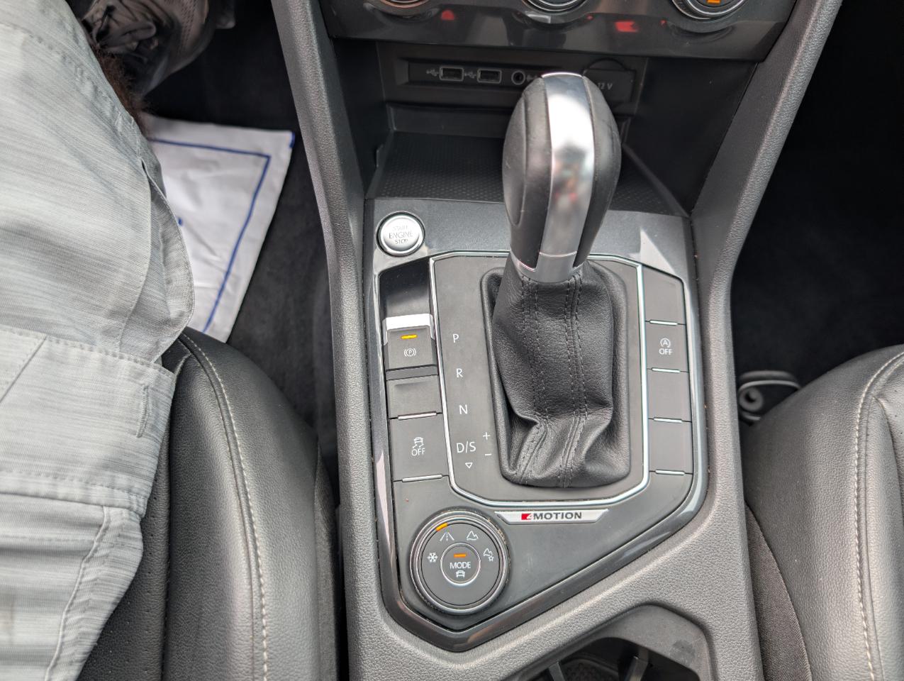 Volkswagen Tiguan 2.0T SEL 4MOTION 2018