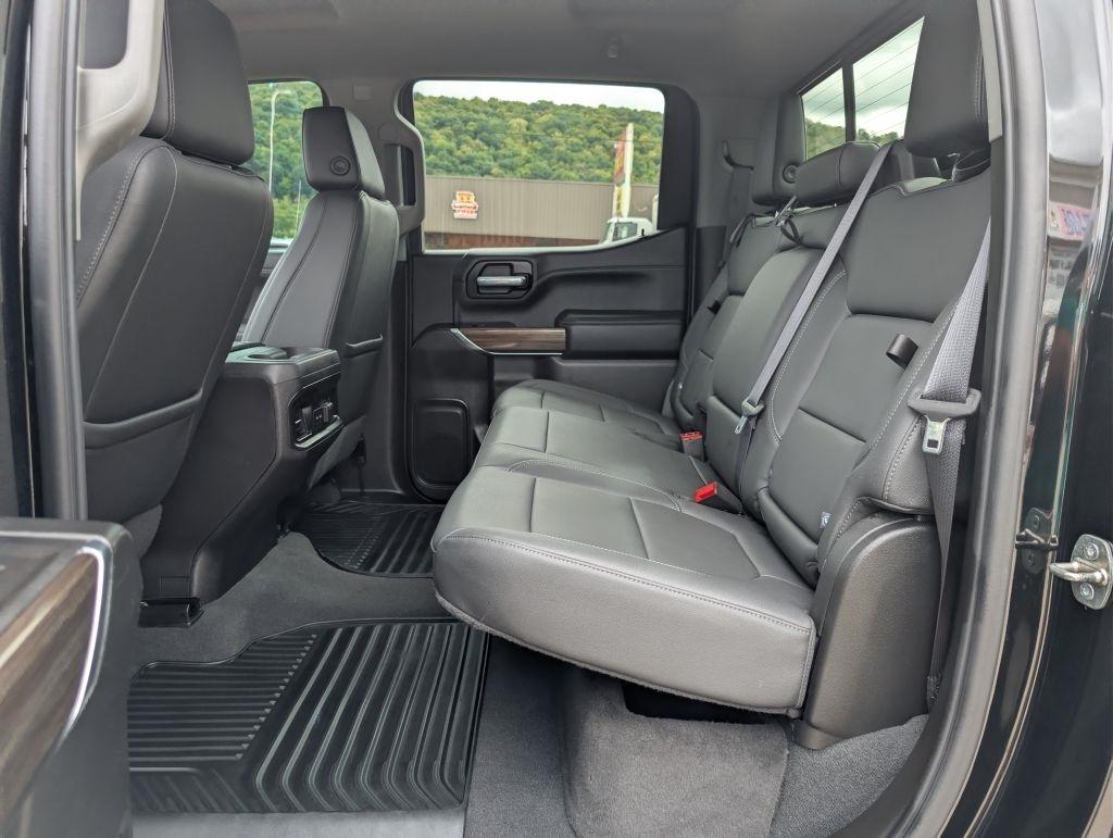 Chevrolet Silverado 1500 4WD Crew Cab 147" RST 2021