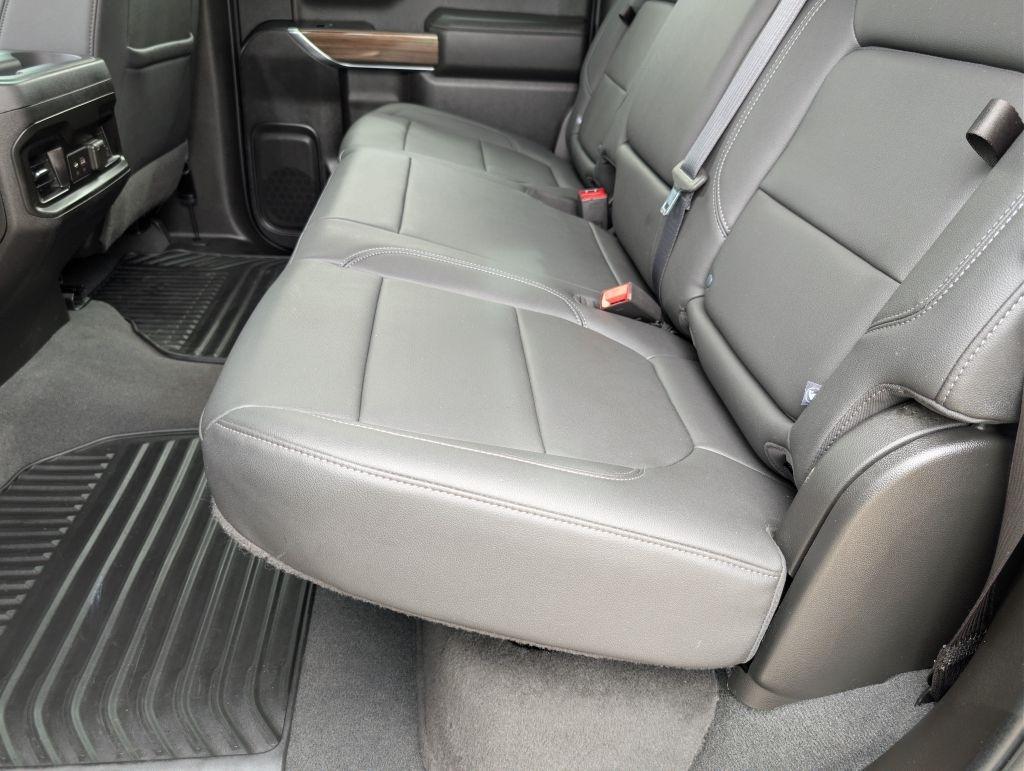 Chevrolet Silverado 1500 4WD Crew Cab 147" RST 2021