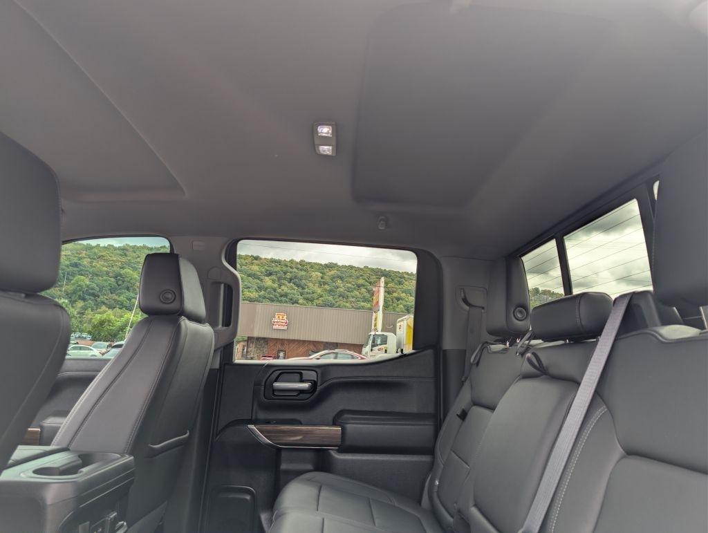 Chevrolet Silverado 1500 4WD Crew Cab 147" RST 2021