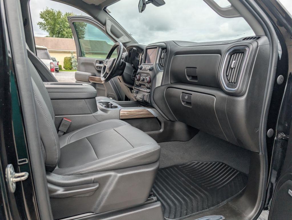 Chevrolet Silverado 1500 4WD Crew Cab 147" RST 2021