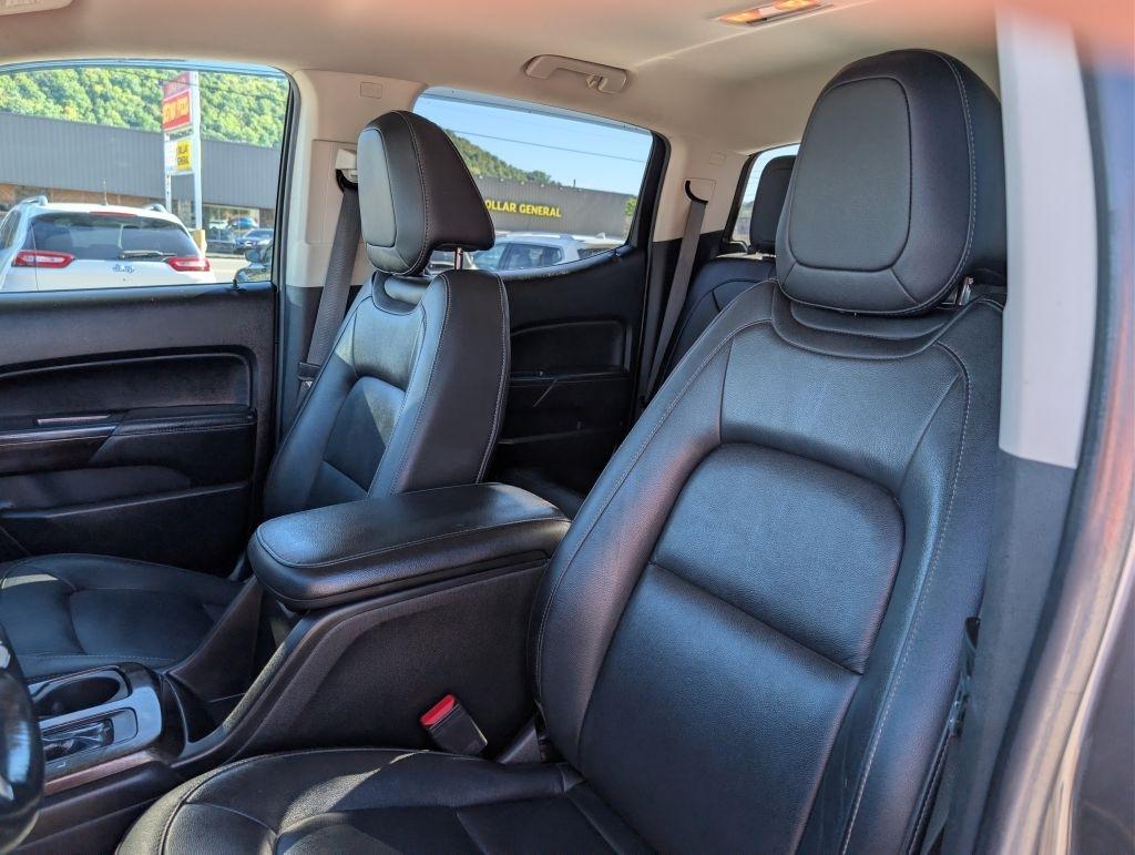 GMC Canyon 4WD Crew Cab 128.3" SLT 2017