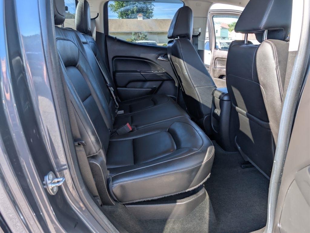 GMC Canyon 4WD Crew Cab 128.3" SLT 2017