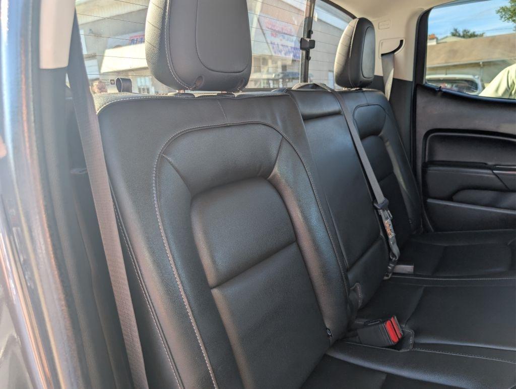 GMC Canyon 4WD Crew Cab 128.3" SLT 2017