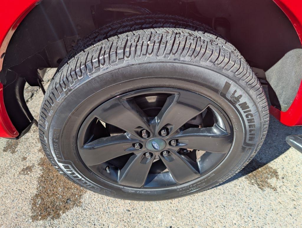 Ford F-150 4WD Reg Cab 145" XL 2014