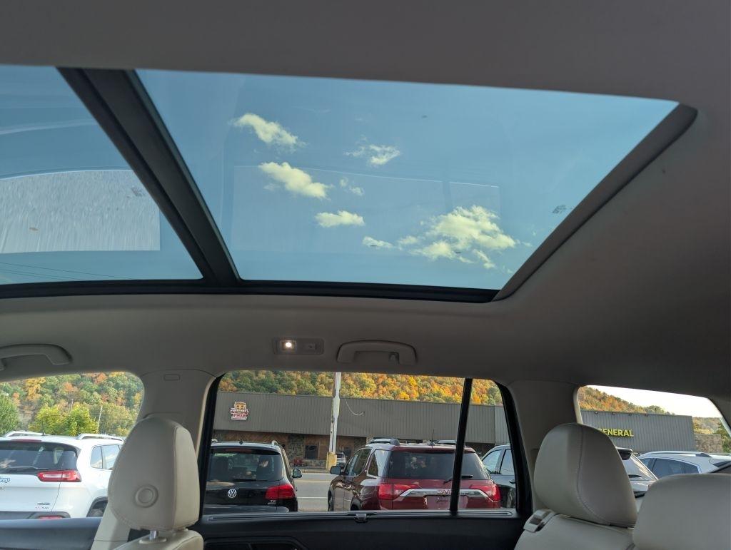 Volkswagen Atlas 3.6L V6 SEL R-Line 4MOTION *Ltd Avail* 2021