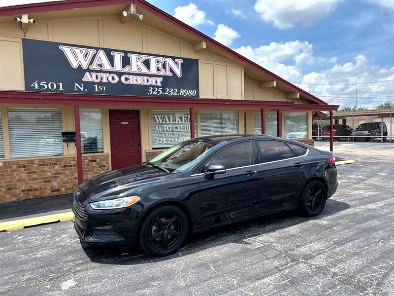 2014 Ford Fusion SE