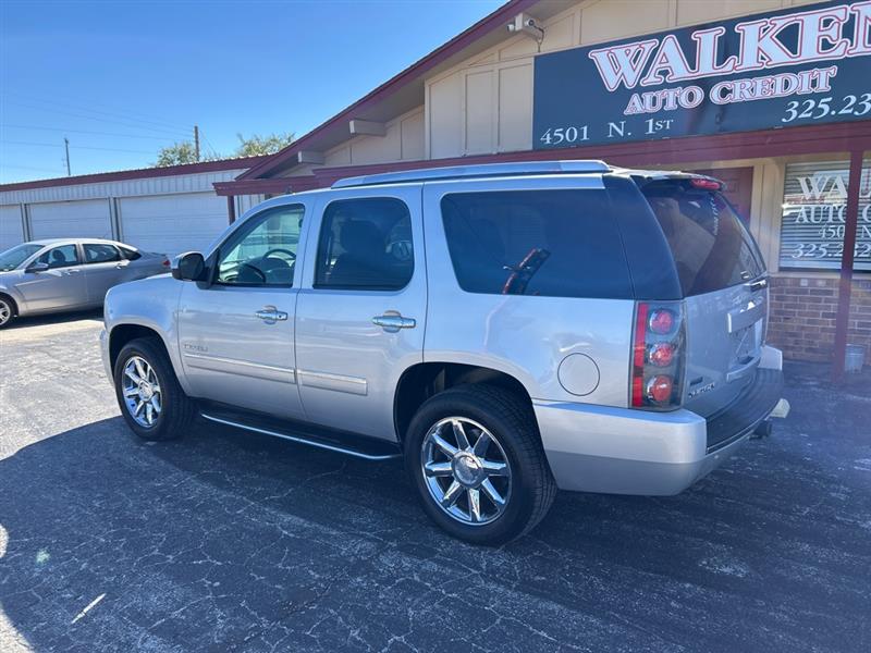 GMC Yukon Denali 4WD 2012