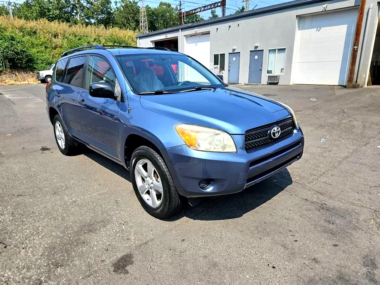 2008 Toyota RAV4 Base photo 2
