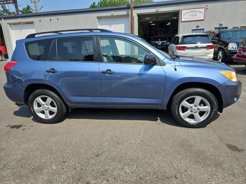2008 Toyota RAV4 Base photo 4