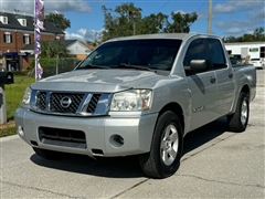 2009 Nissan Titan  2009 Nissan Titan