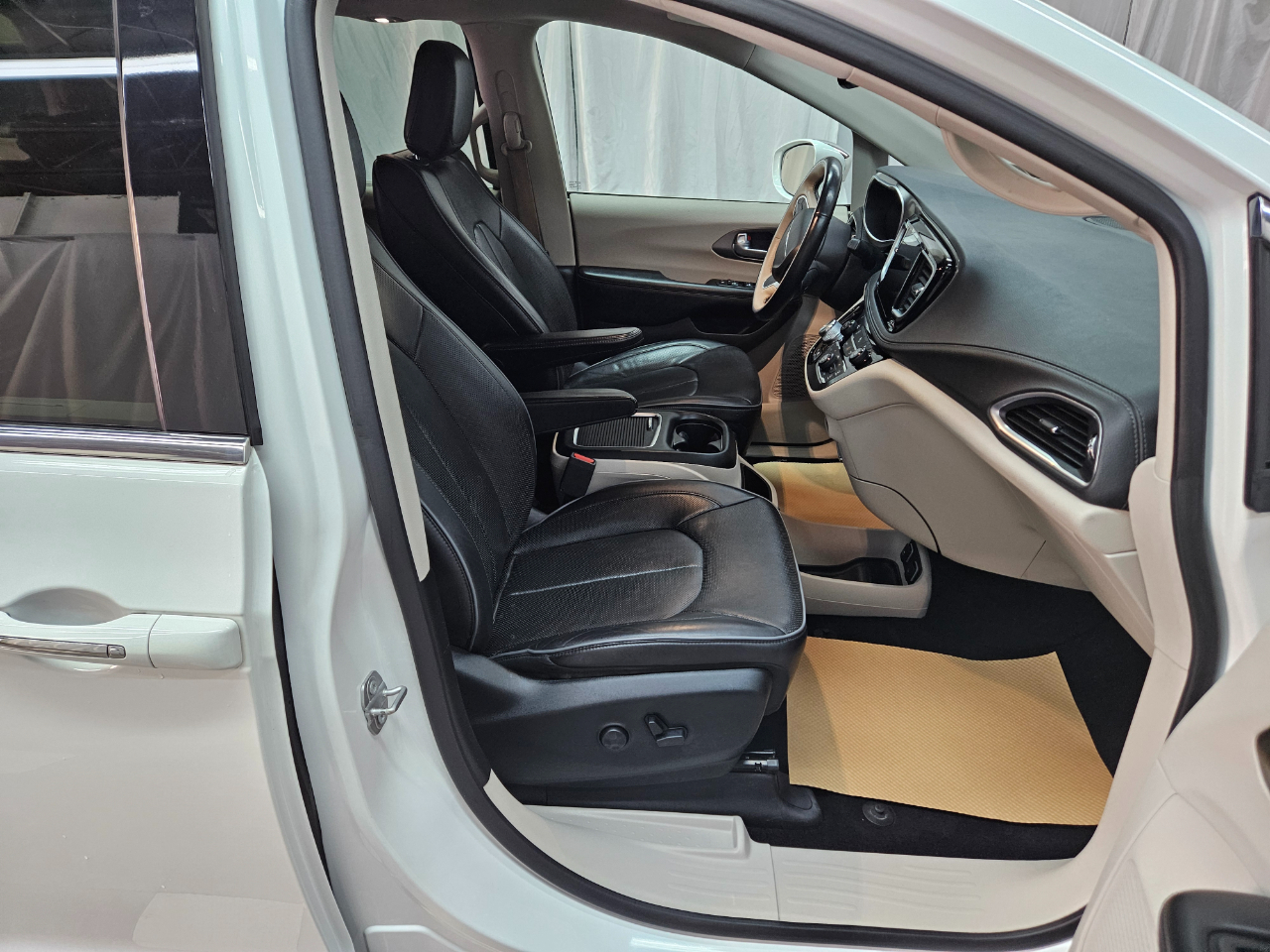 Chrysler Pacifica Limited 2018