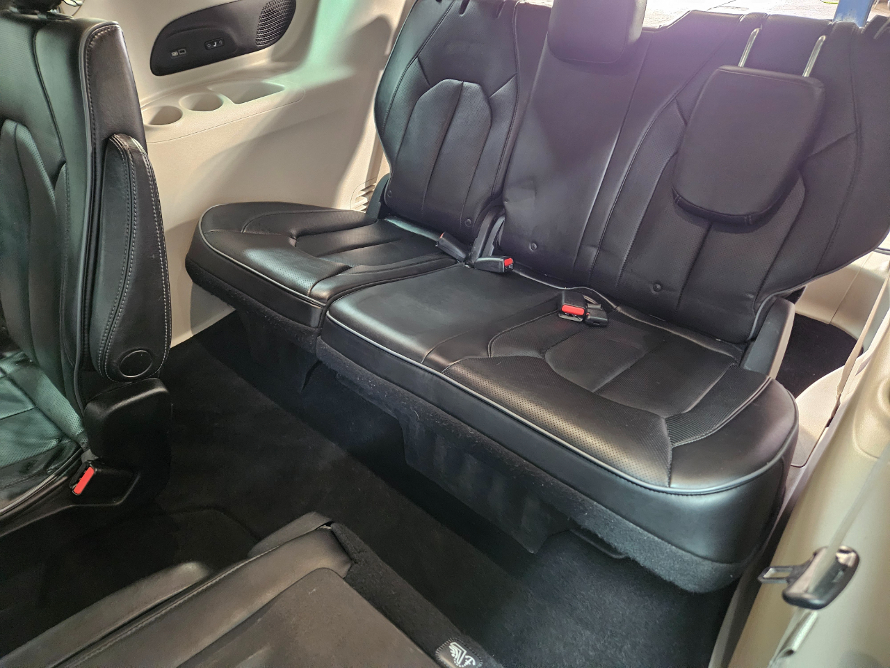 Chrysler Pacifica Limited 2018