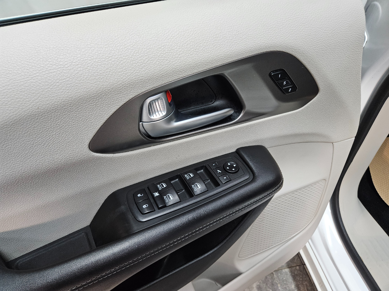 Chrysler Pacifica Limited 2018