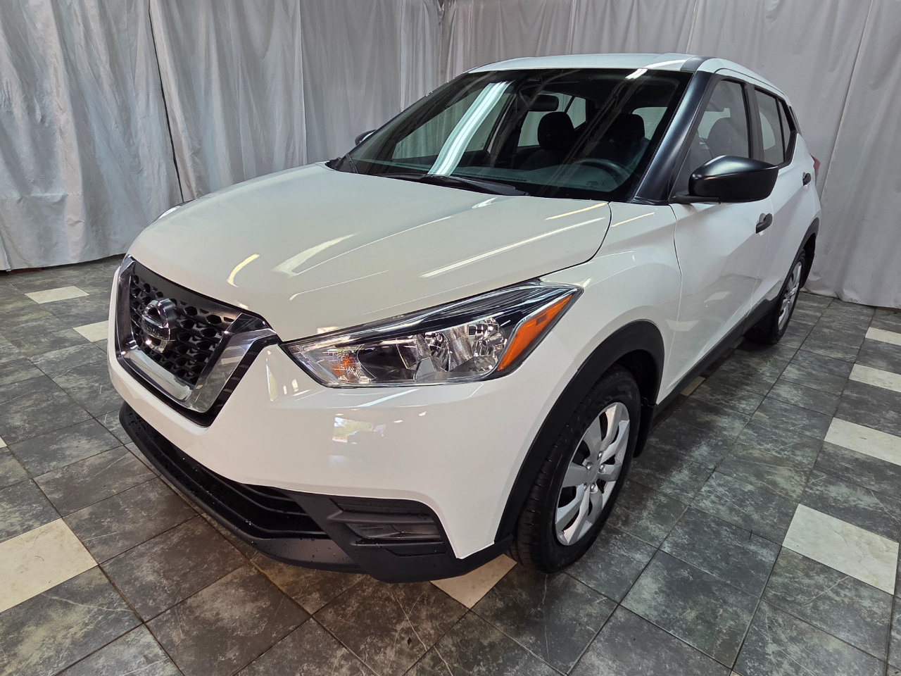 2020 Nissan Kicks