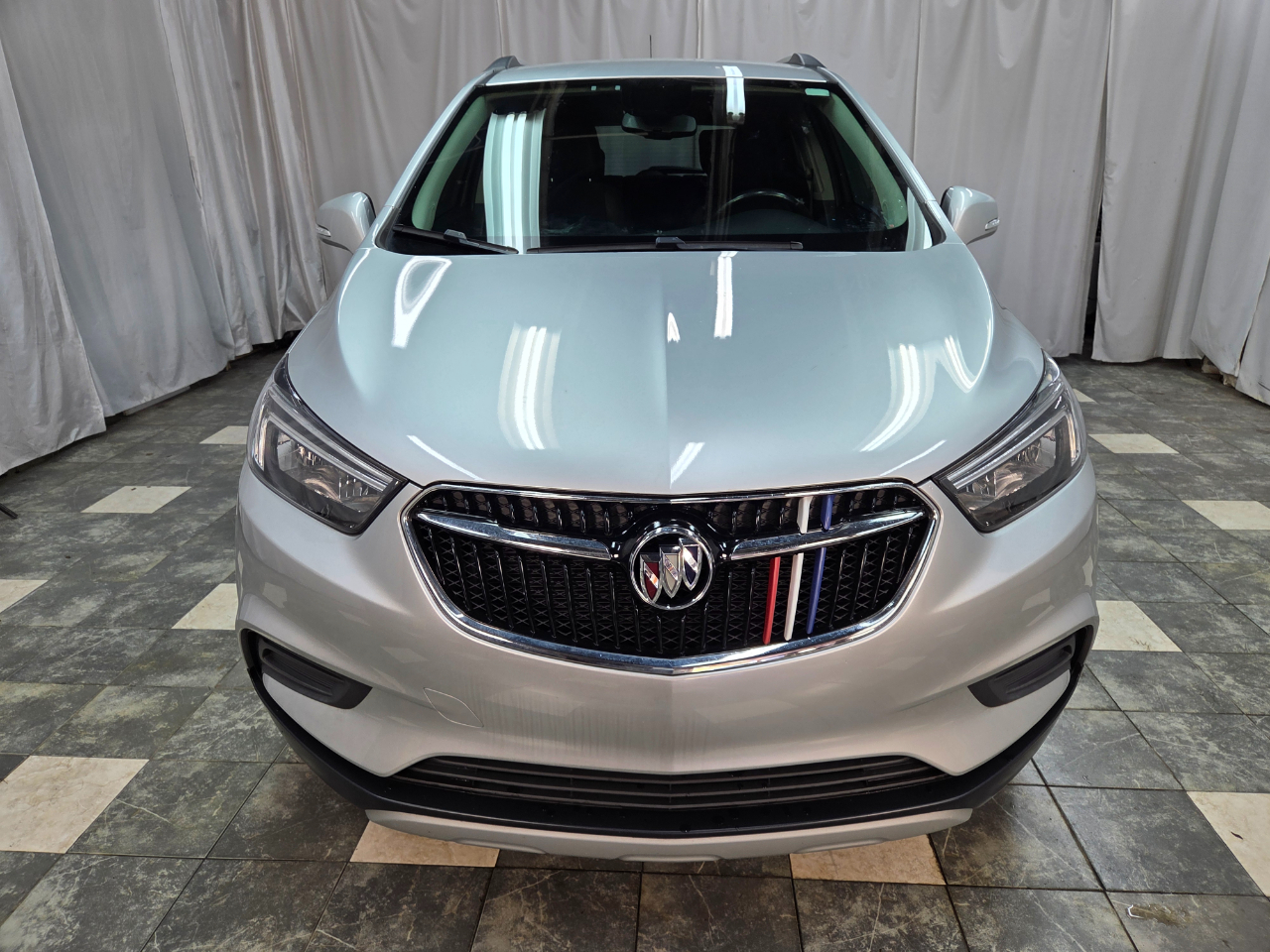 2019 Buick Encore Preferred photo 2