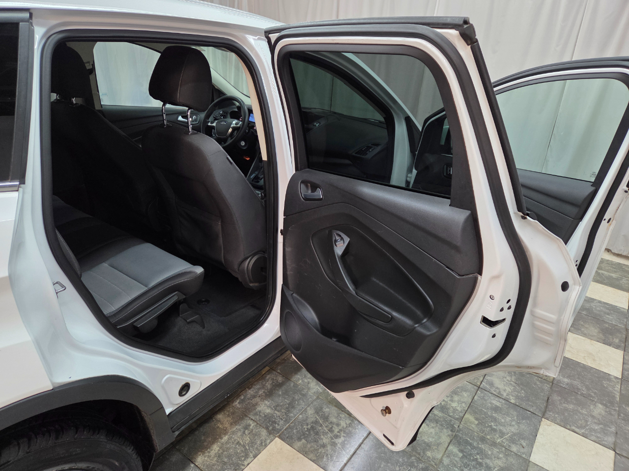 Ford Escape SE FWD 2014 Ford Escape SE FWD 2014