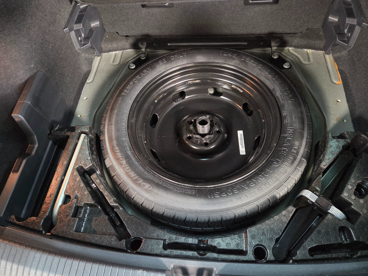 Volkswagen Tiguan SE R-Line Black 4MOTION 2021 Volkswagen Tiguan SE R-Line Black 4MOTION 2021