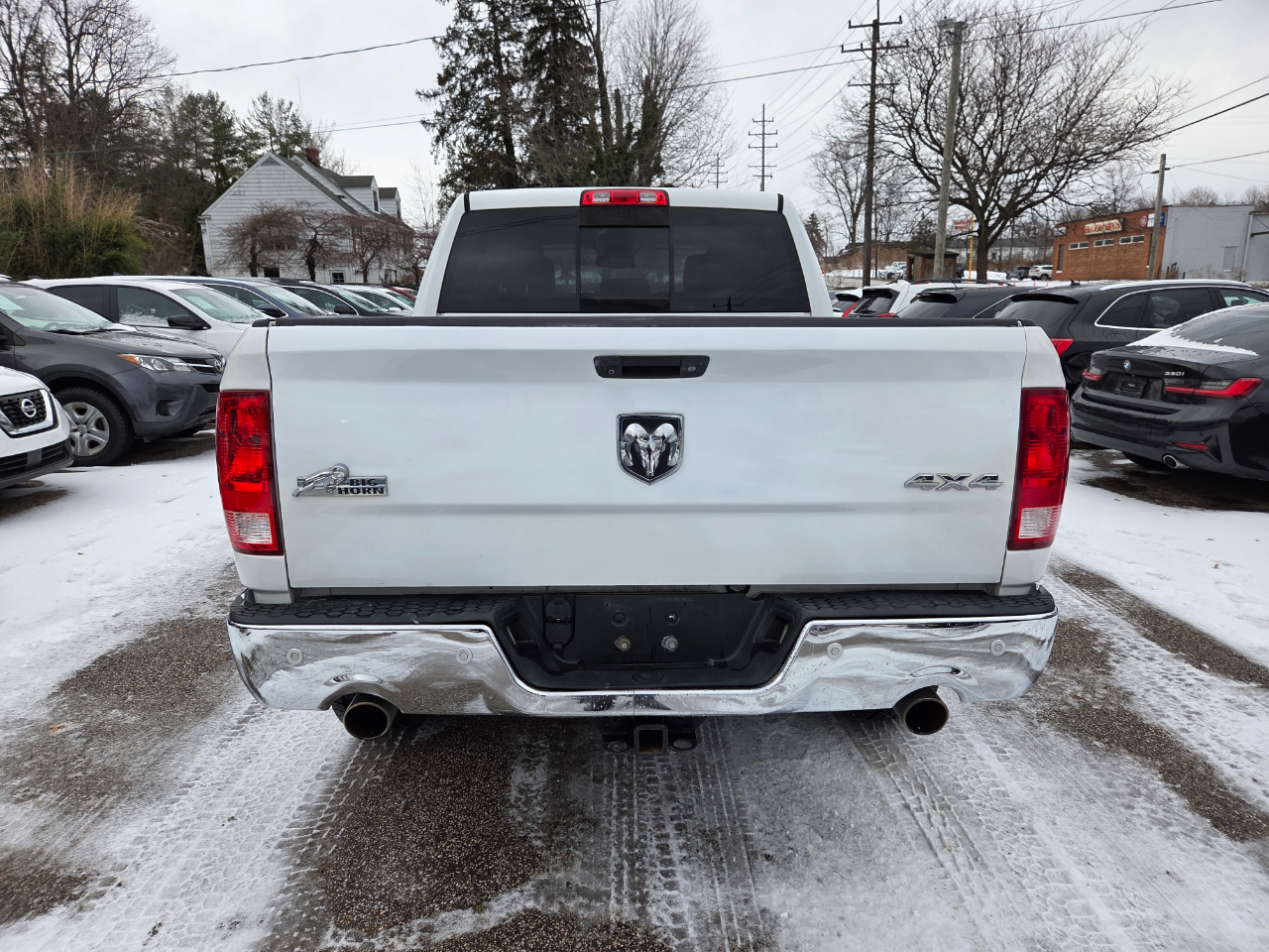 RAM 1500 SLT Crew Cab SWB 4WD 2016