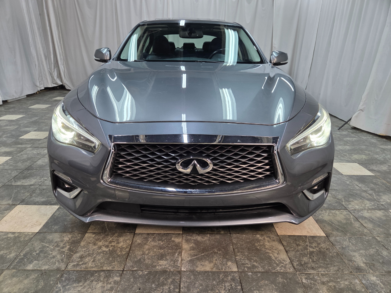 Infiniti Q50 3.0t LUXE AWD 2019