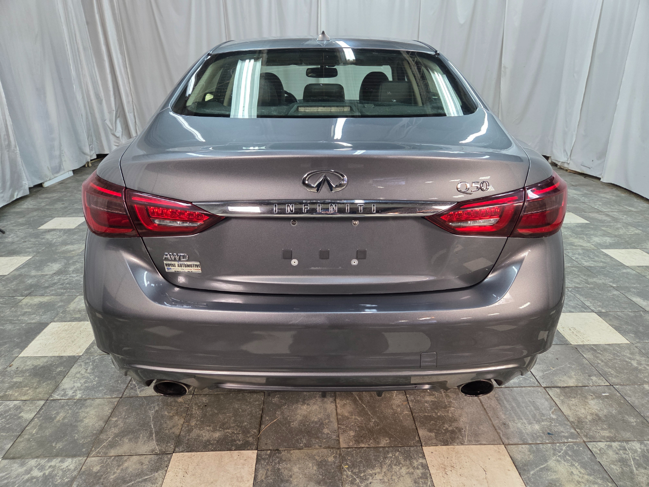 Infiniti Q50 3.0t LUXE AWD 2019