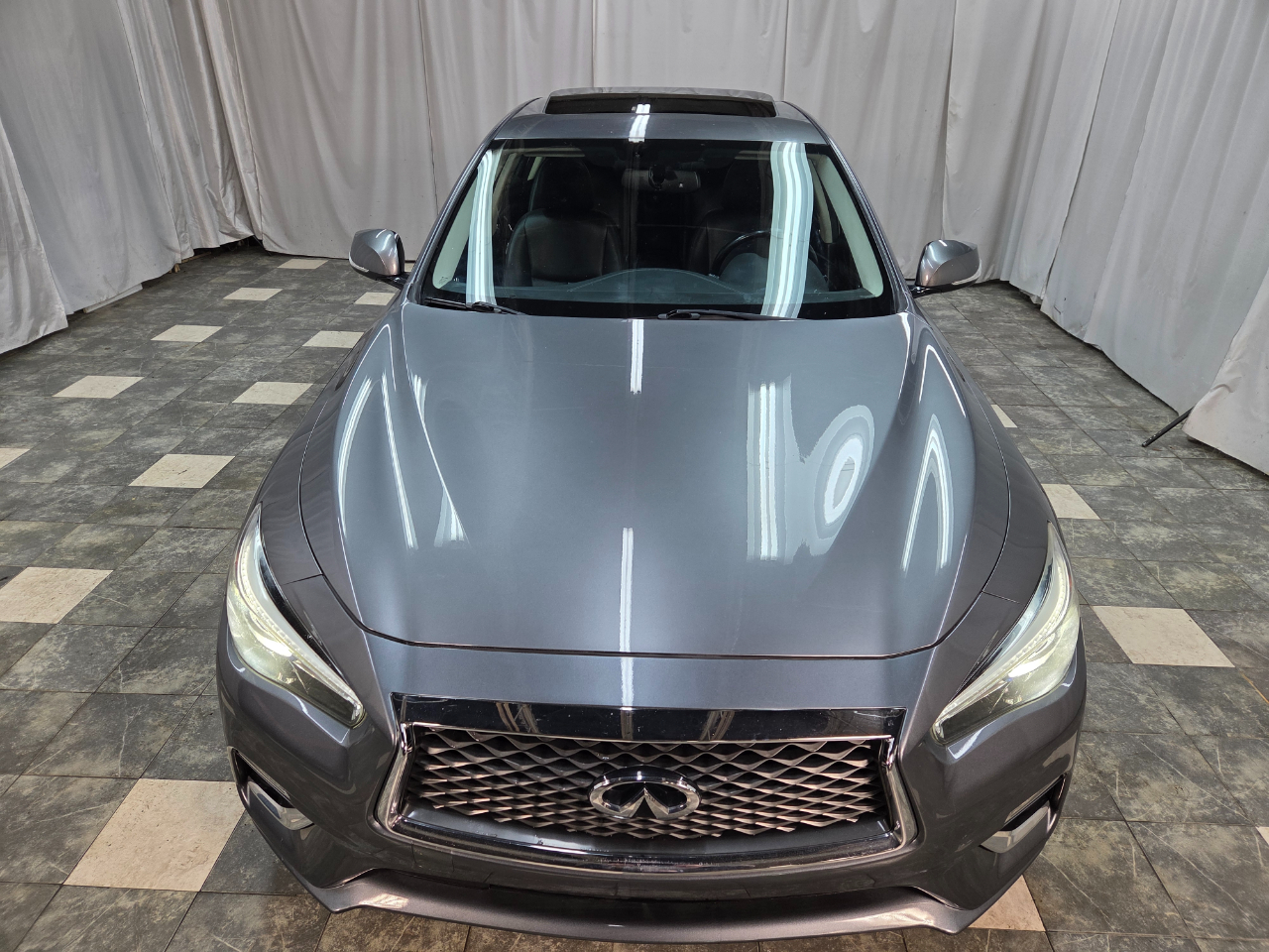 Infiniti Q50 3.0t LUXE AWD 2019