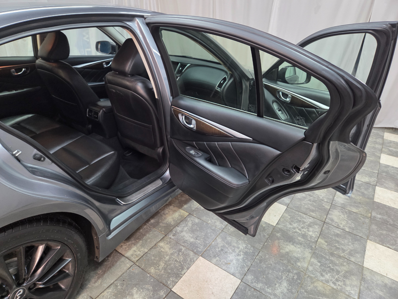 Infiniti Q50 3.0t LUXE AWD 2019