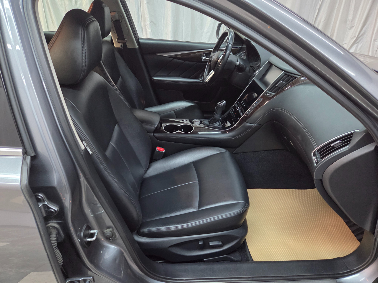 Infiniti Q50 3.0t LUXE AWD 2019