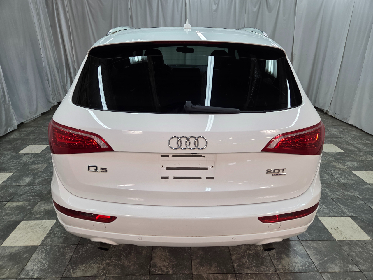 Audi Q5 2.0T Premium Plus quattro 2012