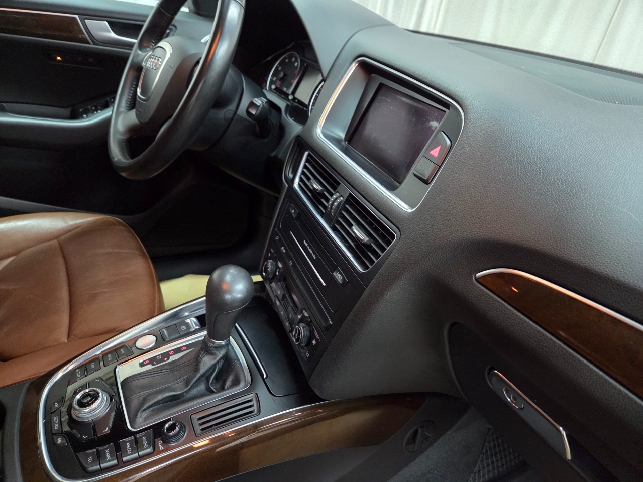 Audi Q5 2.0T Premium Plus quattro 2012