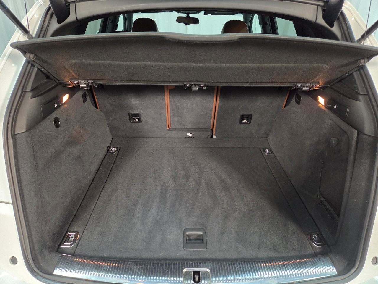 Audi Q5 2.0T Premium Plus quattro 2012