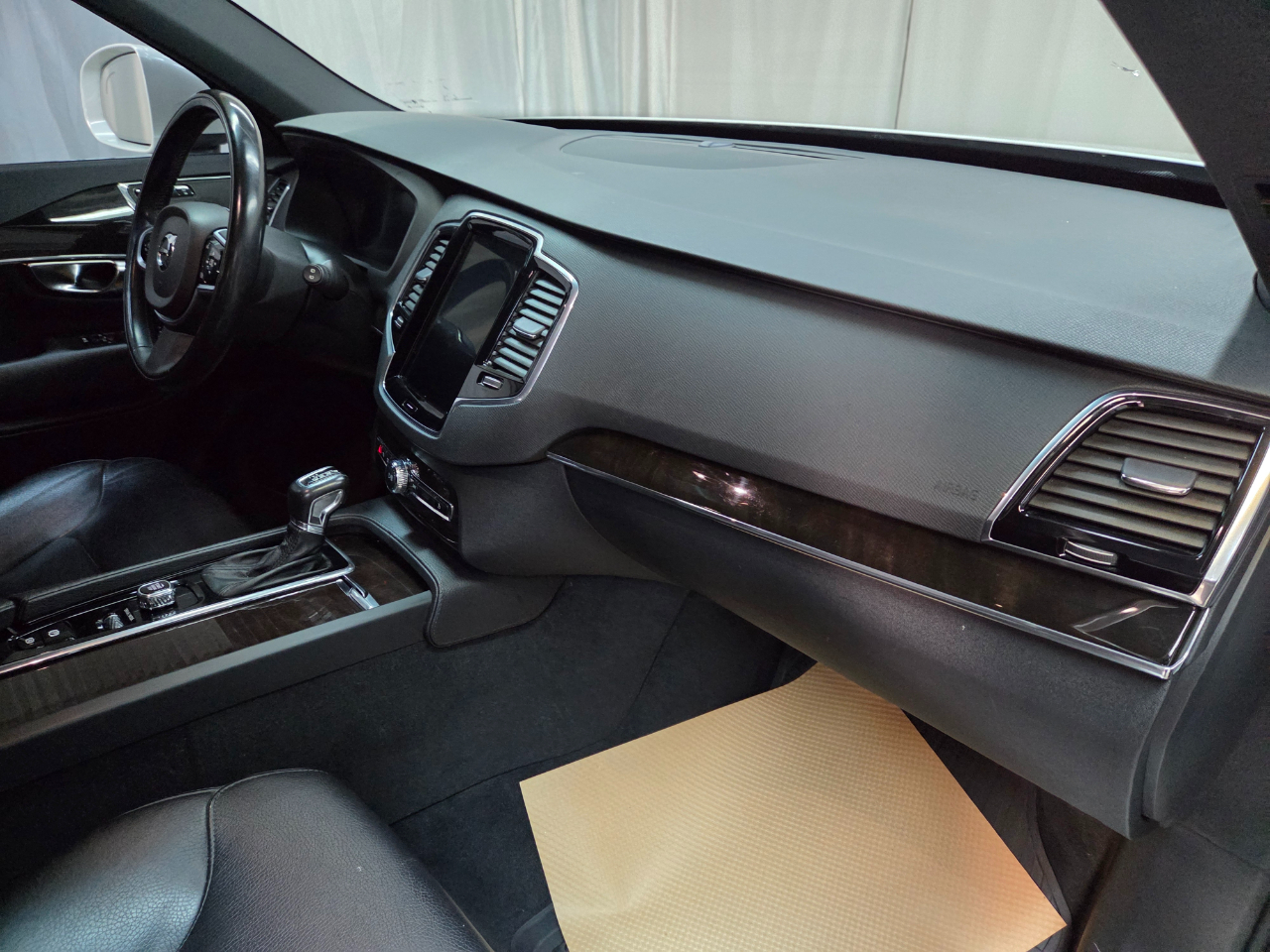 Volvo XC90 T6 Momentum AWD 2018