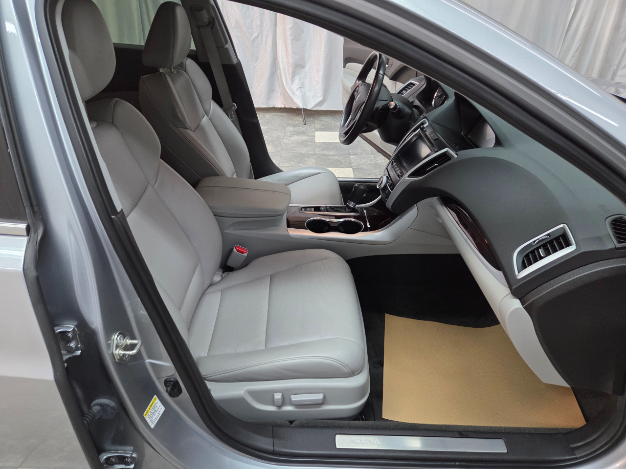 Acura TLX Technology Package 2.4L 2017