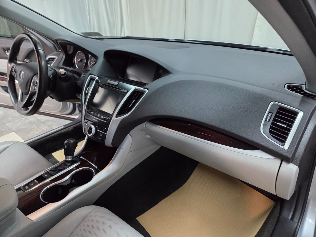 Acura TLX Technology Package 2.4L 2017