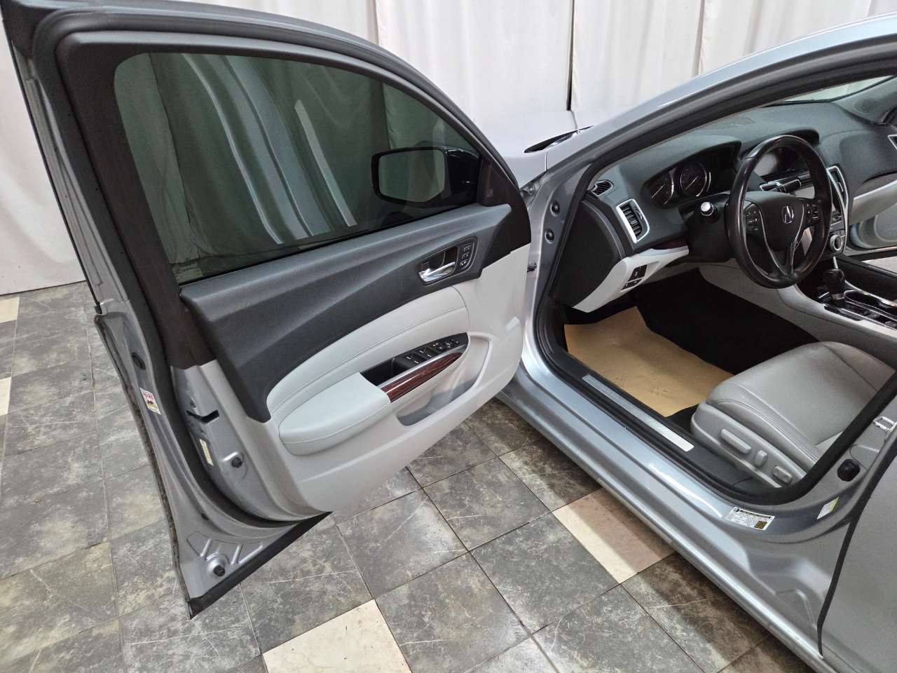 Acura TLX Technology Package 2.4L 2017