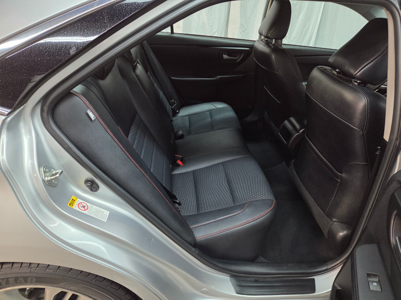 Toyota Camry SE 2015