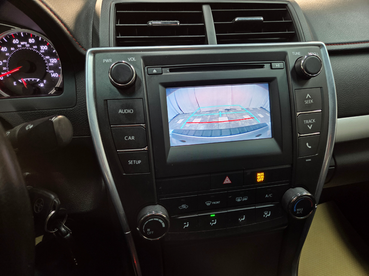 Toyota Camry SE 2015