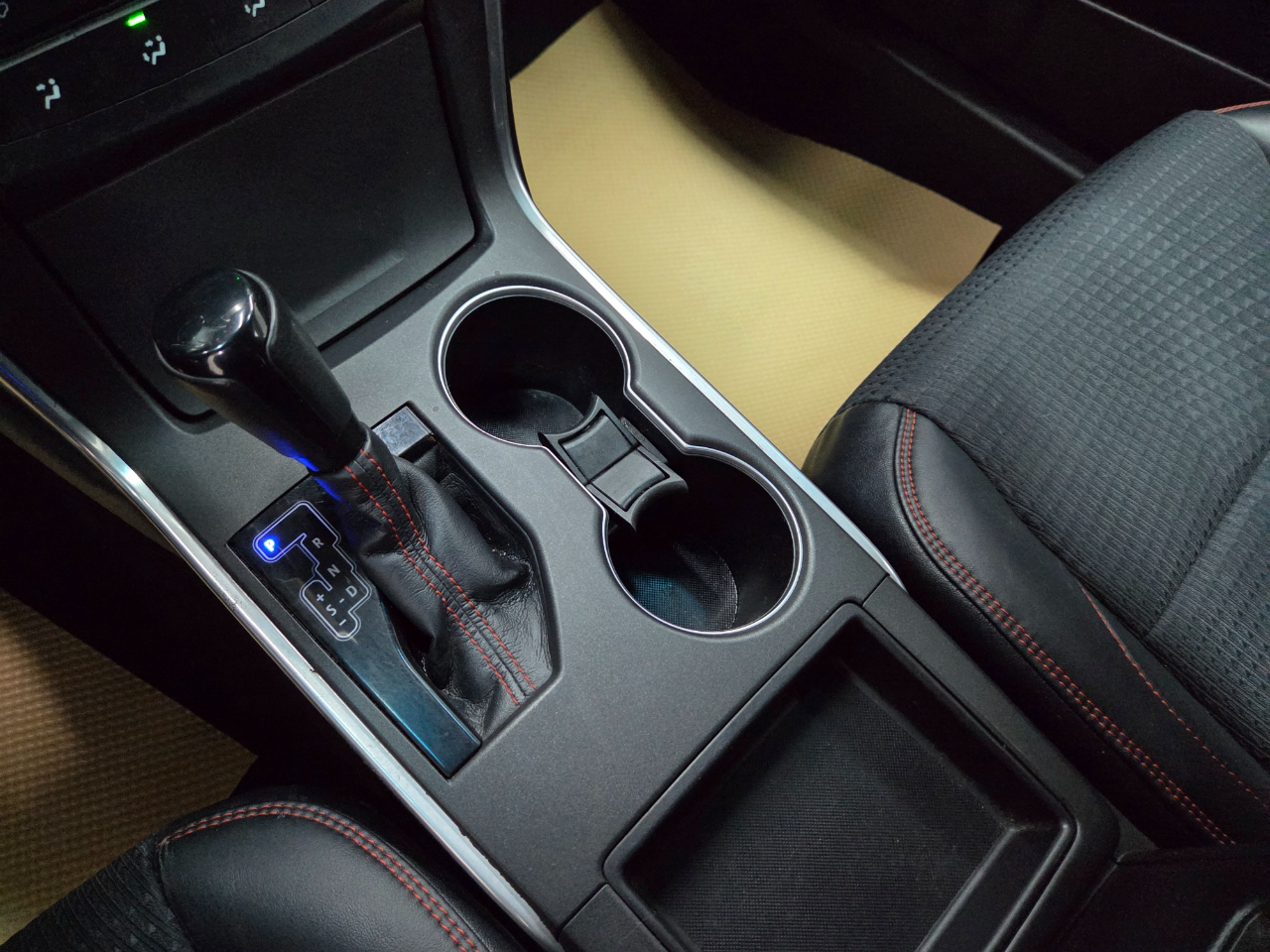 Toyota Camry SE 2015