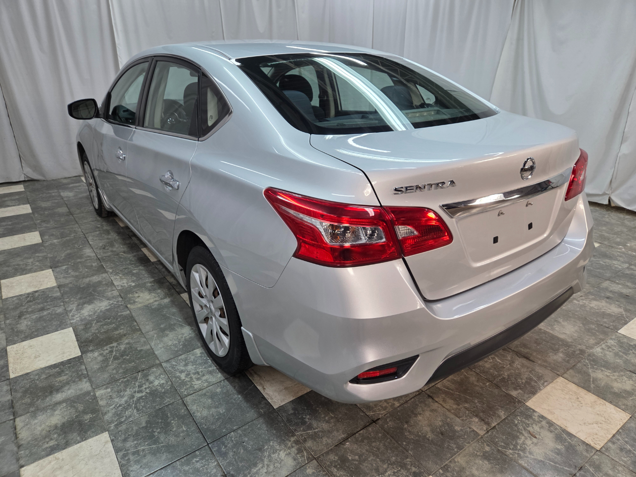 Nissan Sentra S CVT 2019