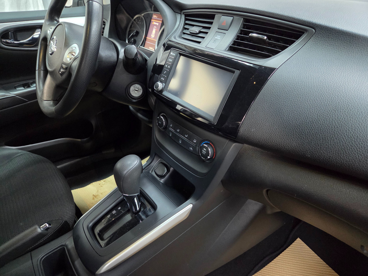 Nissan Sentra S CVT 2019