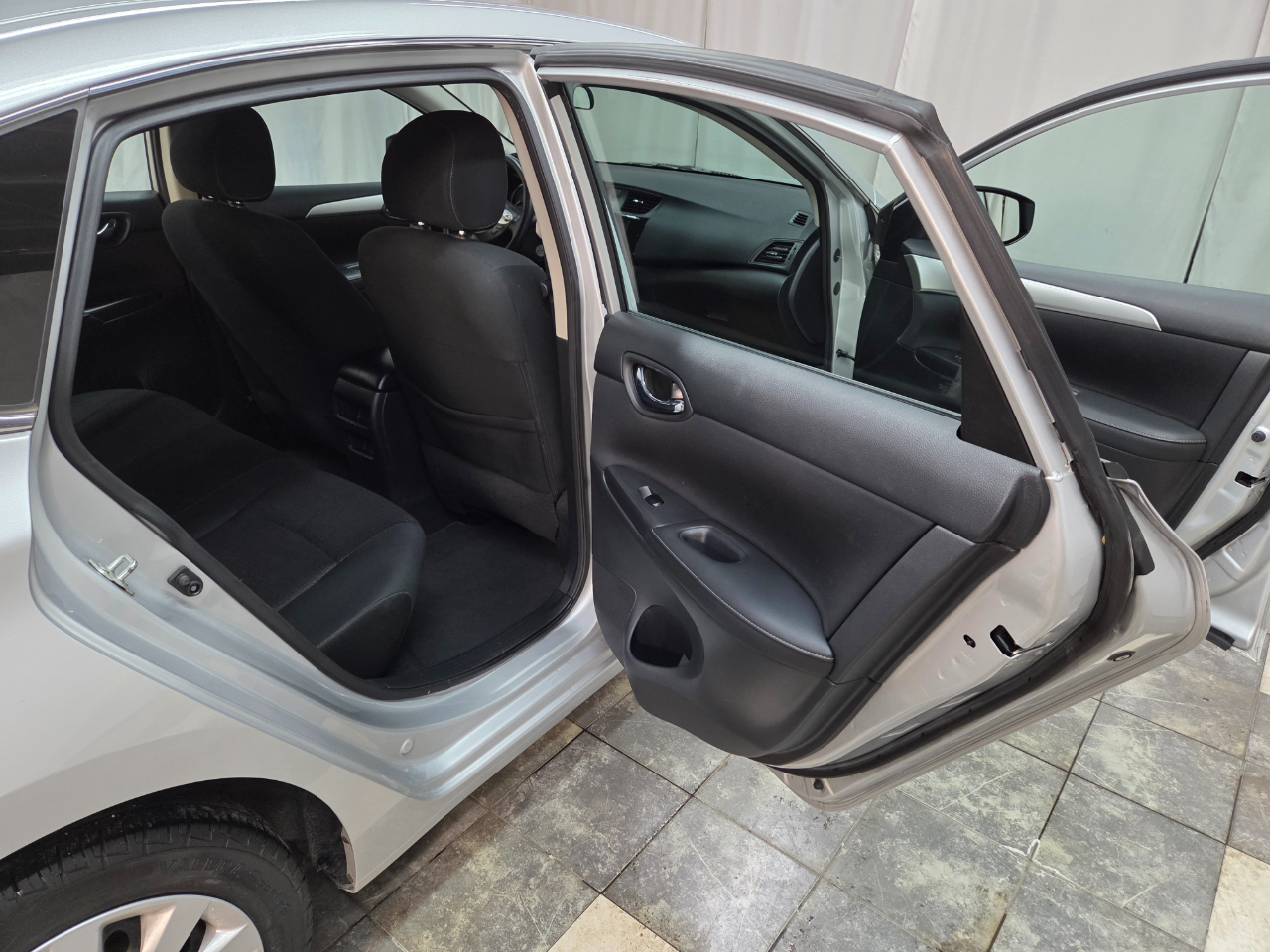 Nissan Sentra S CVT 2019