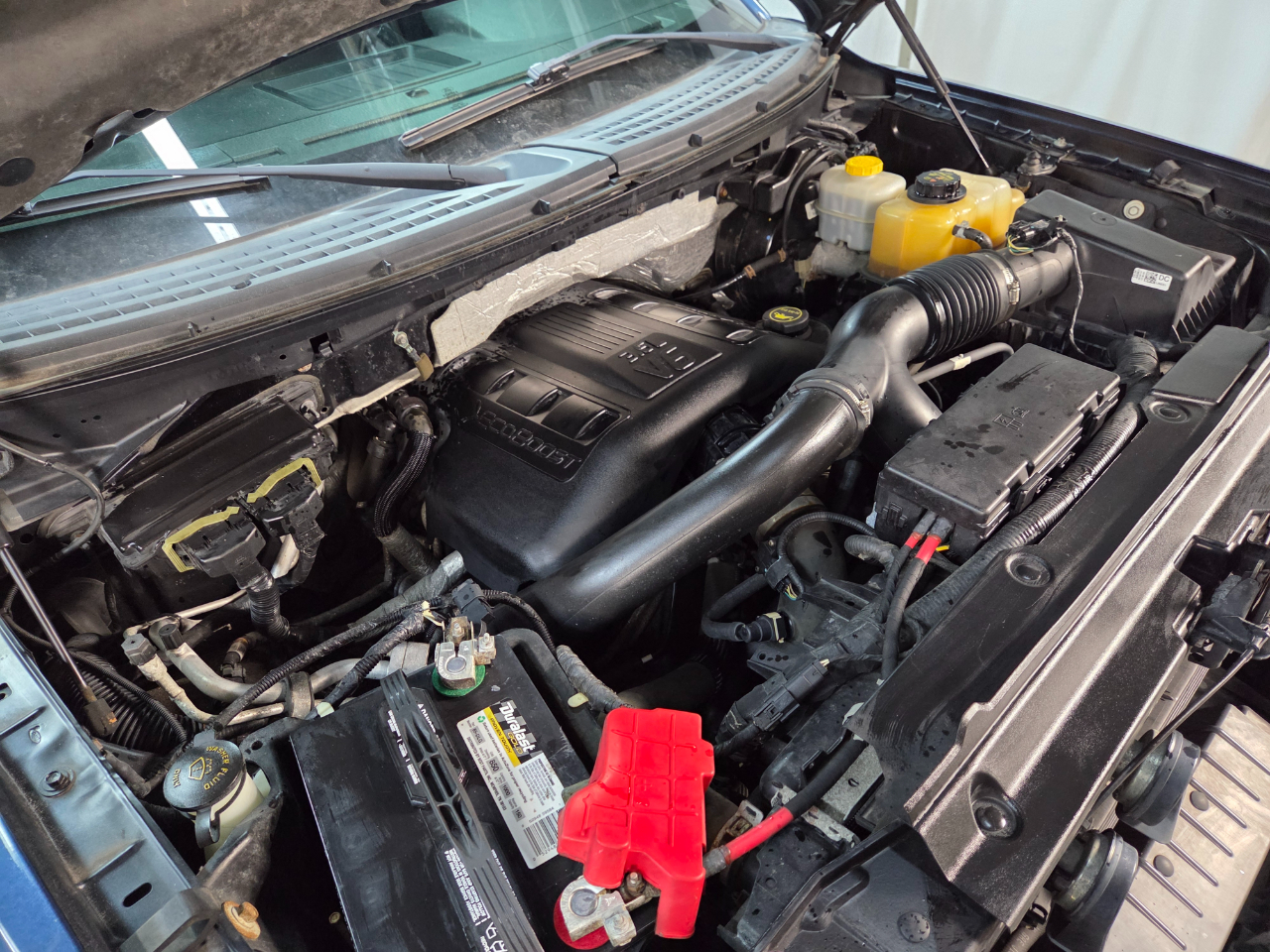 Ford F-150 XLT SuperCrew Short Bed 4WD 2014