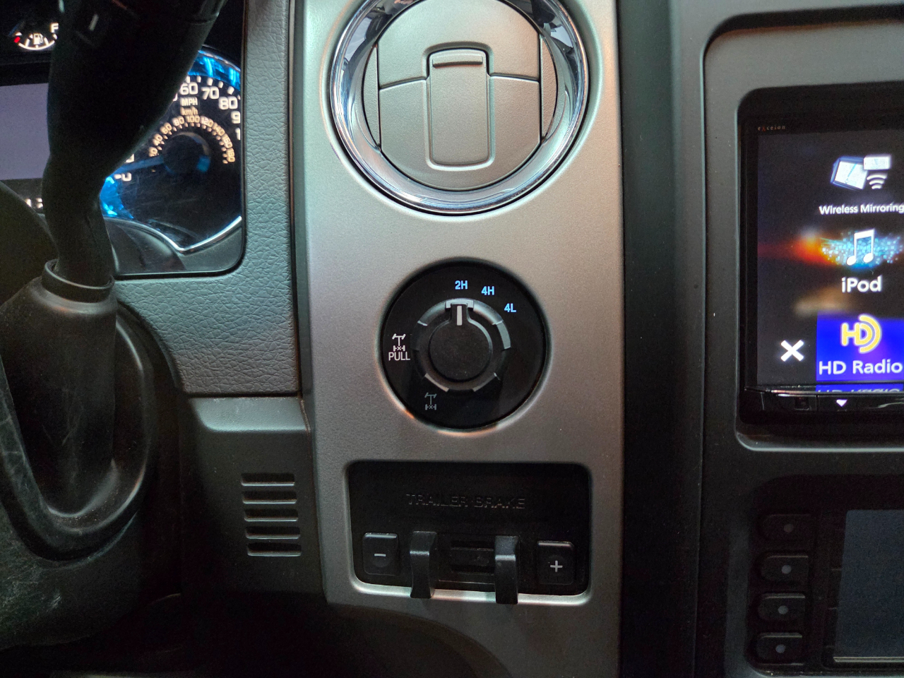 Ford F-150 XLT SuperCrew Short Bed 4WD 2014