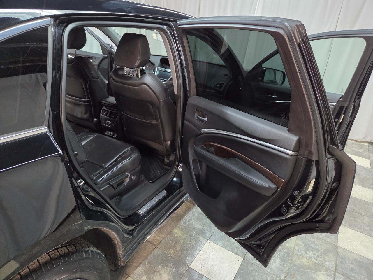 Acura MDX SH-AWD 4D SUV 2017