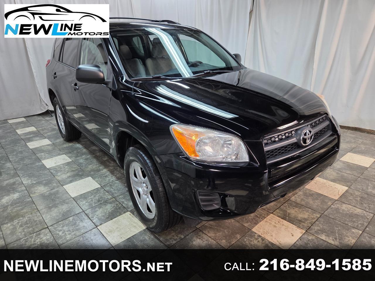 Toyota RAV4 Base I4 4WD 2012