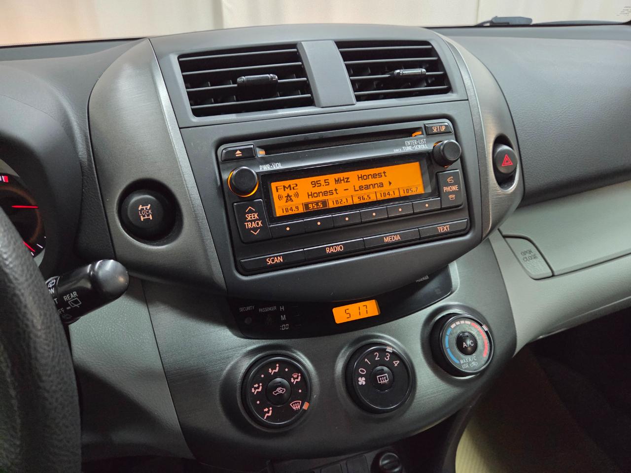 Toyota RAV4 Base I4 4WD 2012