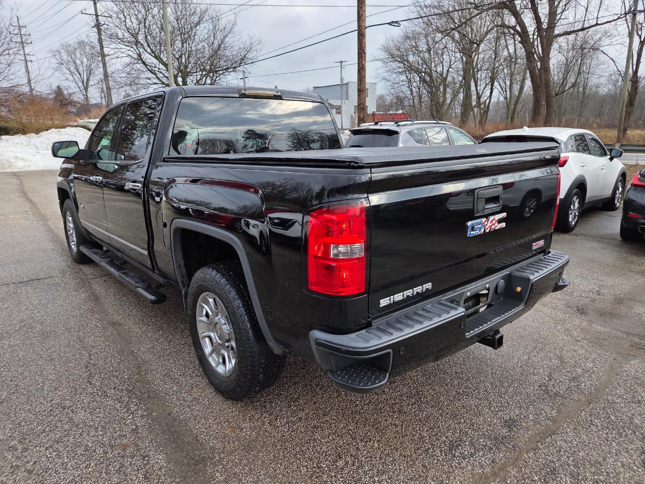 GMC Sierra 1500 SLE Crew Cab Long Box 4WD 2014
