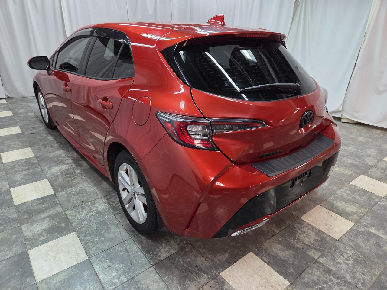 Toyota Corolla XLE CVT 2019