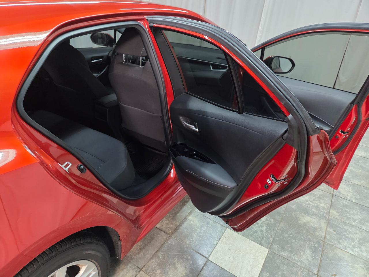 Toyota Corolla XLE CVT 2019