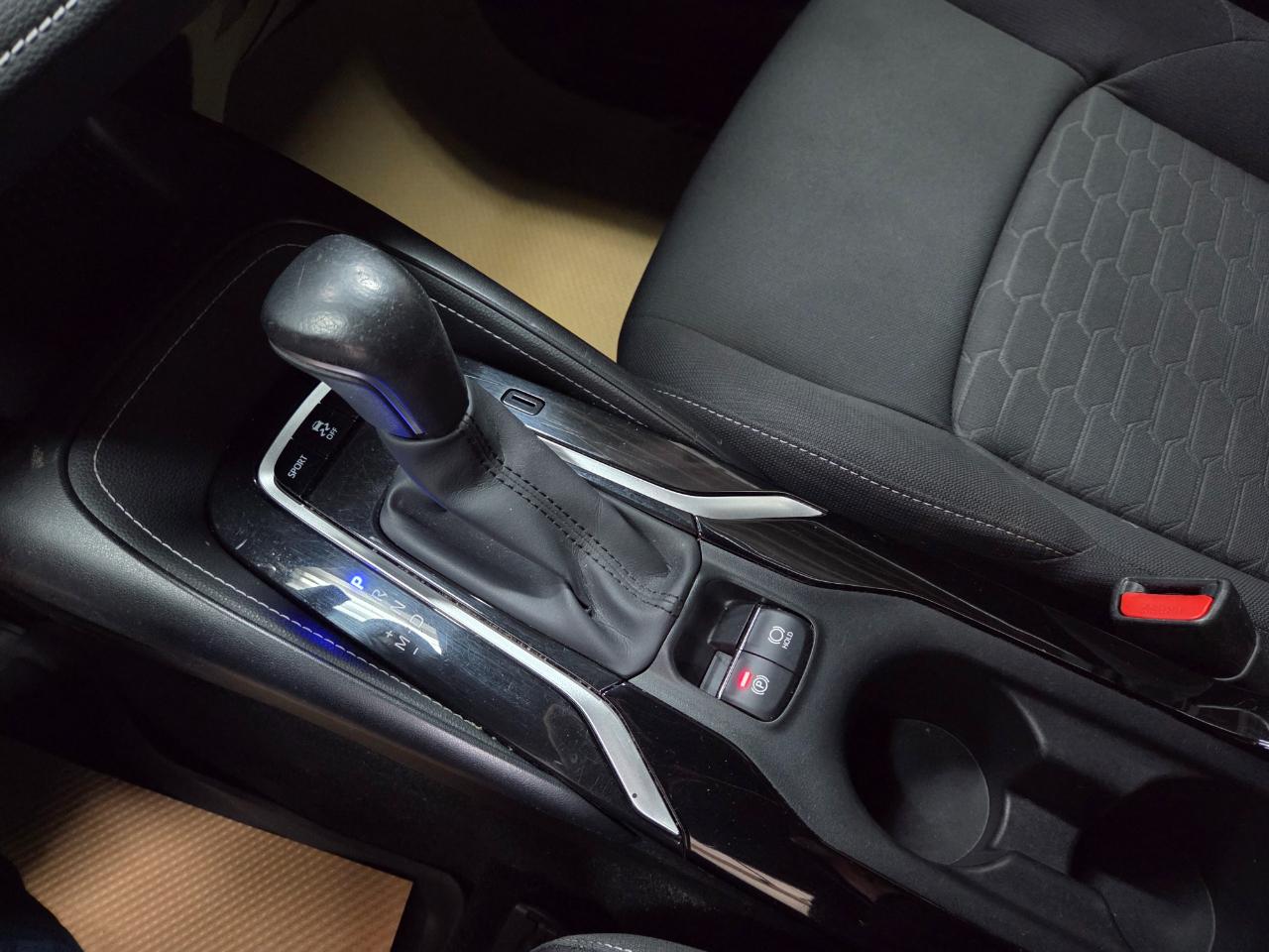 Toyota Corolla XLE CVT 2019